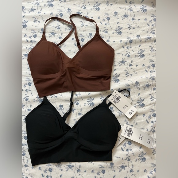 Abercrombie and Fitch Next to Naked Triangle Bralette Pair - Picture 2 of 2